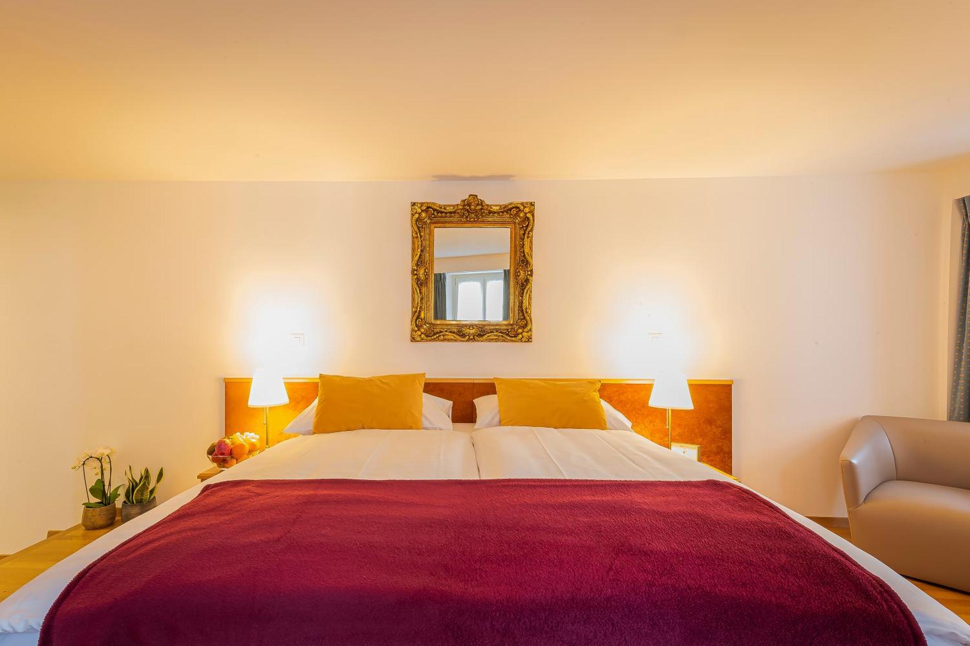 בולה Hotel Du Cheval Blanc - City Center מראה חיצוני תמונה